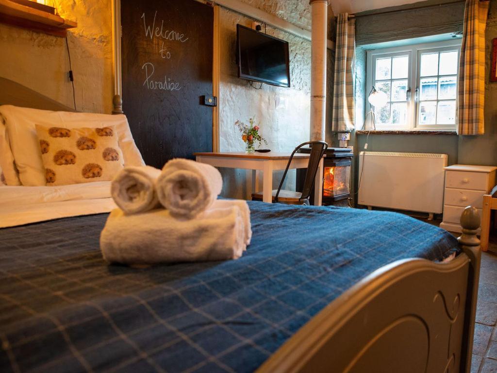 High Paradise Farm Thirsk Room photo