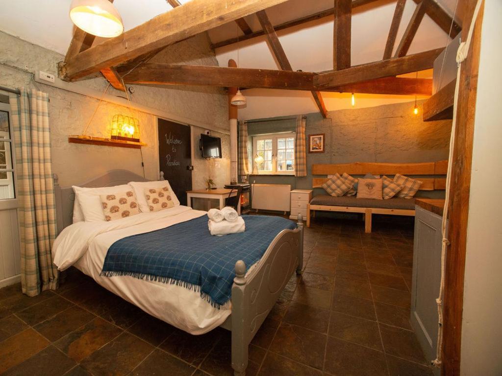High Paradise Farm Thirsk Room photo