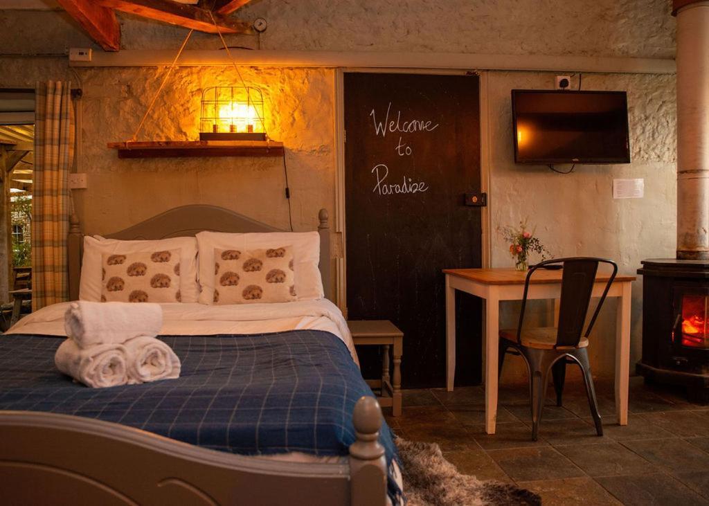 High Paradise Farm Thirsk Room photo