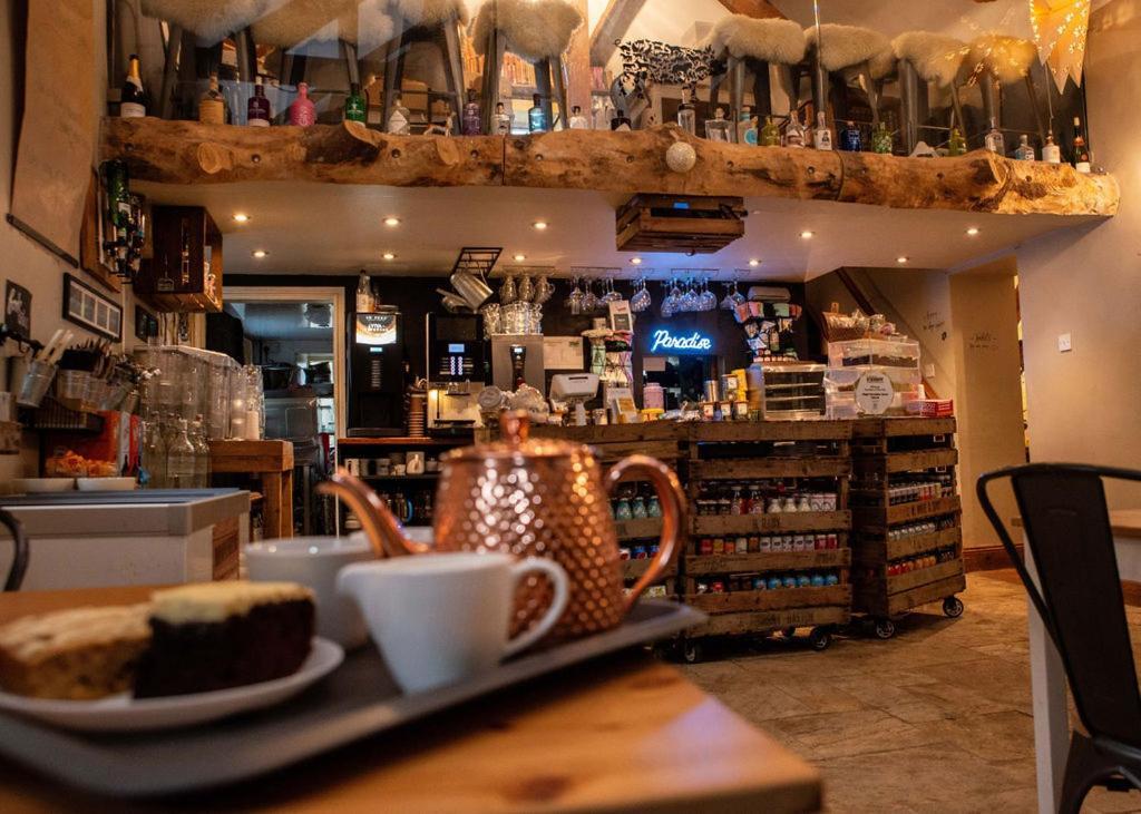 High Paradise Farm Thirsk Room photo