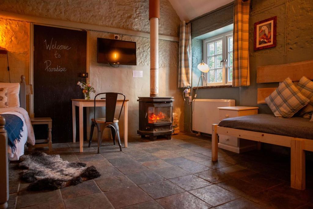 High Paradise Farm Thirsk Room photo