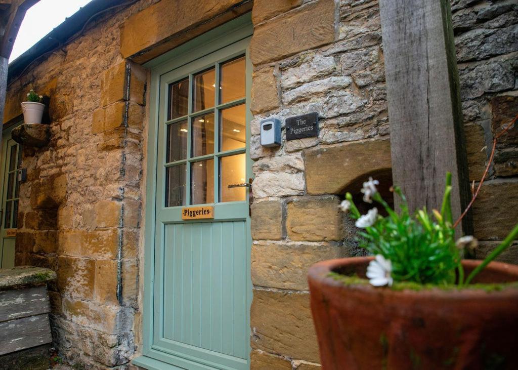 High Paradise Farm Thirsk Room photo